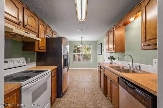 322 Country Lane Drive, Alma, AR 72921