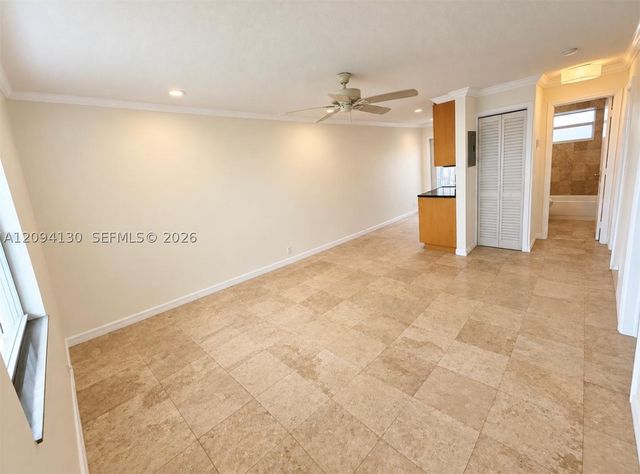 720 NE 13th Ct 3, Fort Lauderdale, FL 33304
