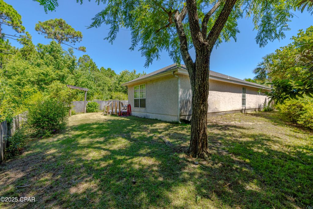 Image 8 of property listing at 809 J R Arnold Court, Panama City Beach, FL 32407