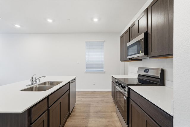 215 Arbor Drive, Princeton, TX 75407