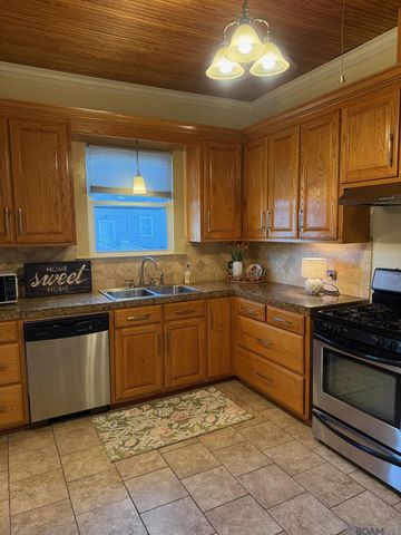 23720 Eden St, Plaquemine, LA 70764