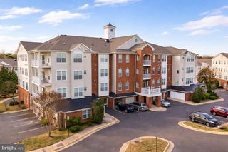 9710 HANDERSON PL #207, Manassas Park, VA 20111