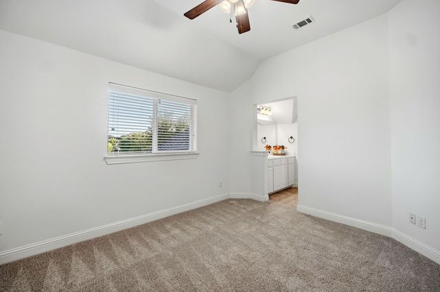 7036 Flamencia, Grand Prairie, TX 75054