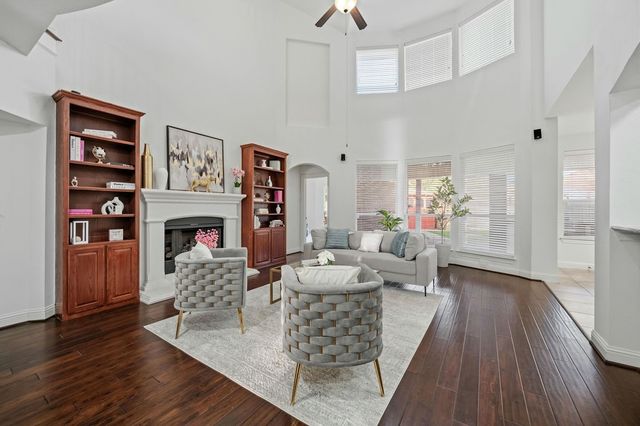 7036 Flamencia, Grand Prairie, TX 75054