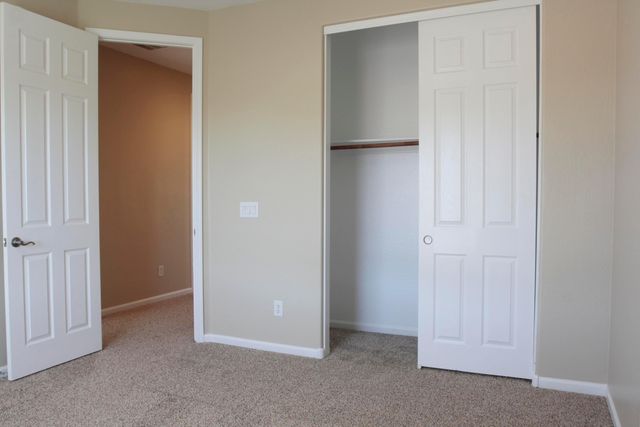 2413 E Park View Lane, Phoenix, AZ 85024