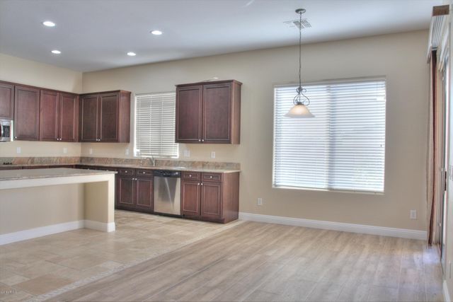 2413 E Park View Lane, Phoenix, AZ 85024