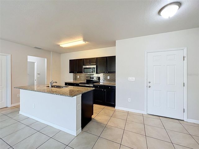 14425 DUNROBIN DRIVE, Wimauma, FL 33598