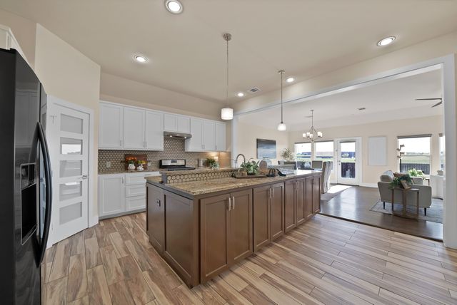 7834 Black Willow Lane, Arlington, TX 76002