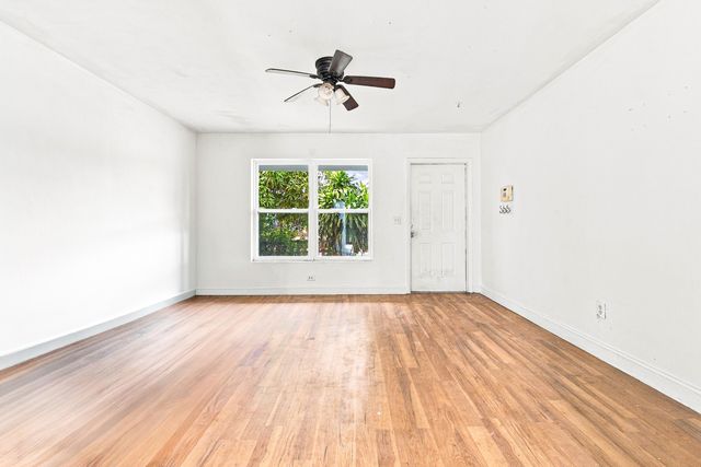 724 S D Street, Lake Worth Beach, FL 33460