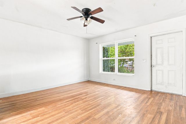 724 S D Street, Lake Worth Beach, FL 33460