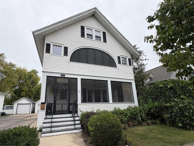 622 Grant Street, Fort Atkinson, WI 53538