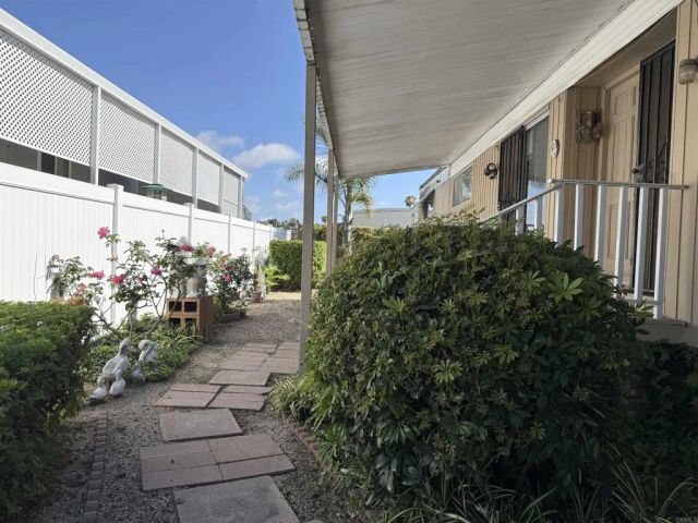 200 N El Camino Real 405, Oceanside, CA 92058