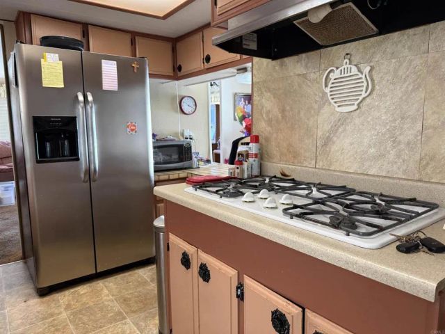 200 N El Camino Real 405, Oceanside, CA 92058