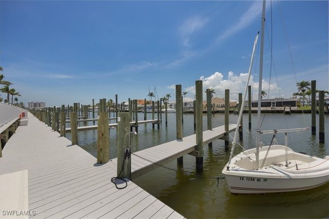 18008 San Carlos BLVD 27, Fort Myers Beach, FL 33931