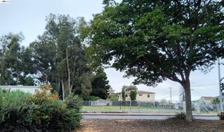 7701 Bancroft Avenue, Oakland, CA 94605