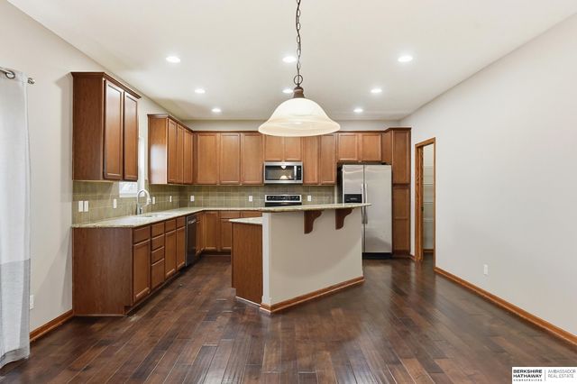 19374 Blaine Street, Omaha, NE 68135