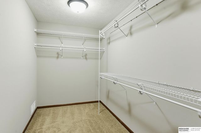 19374 Blaine Street, Omaha, NE 68135