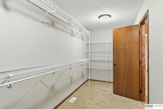 19374 Blaine Street, Omaha, NE 68135