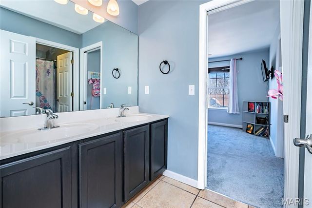 2420 Silver Lake Estates Drive, Pacific, MO 63069