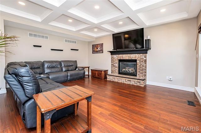 2420 Silver Lake Estates Drive, Pacific, MO 63069