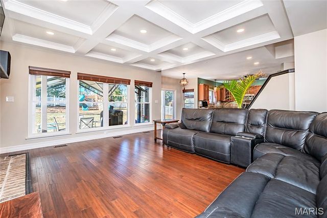 2420 Silver Lake Estates Drive, Pacific, MO 63069