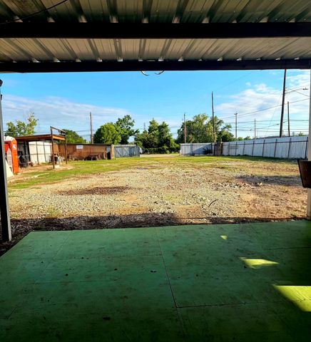 4303 Bennington Street, Houston, TX 77016