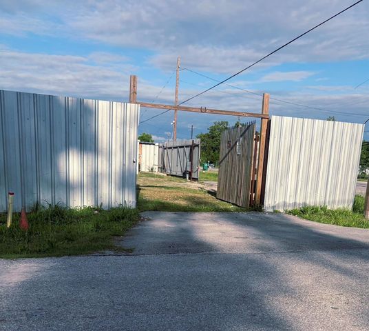 4303 Bennington Street, Houston, TX 77016