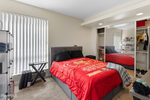 3329 W DANBURY Drive F211, Phoenix, AZ 85053