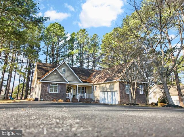 117 WOODGER CIR, Louisa, VA 23093