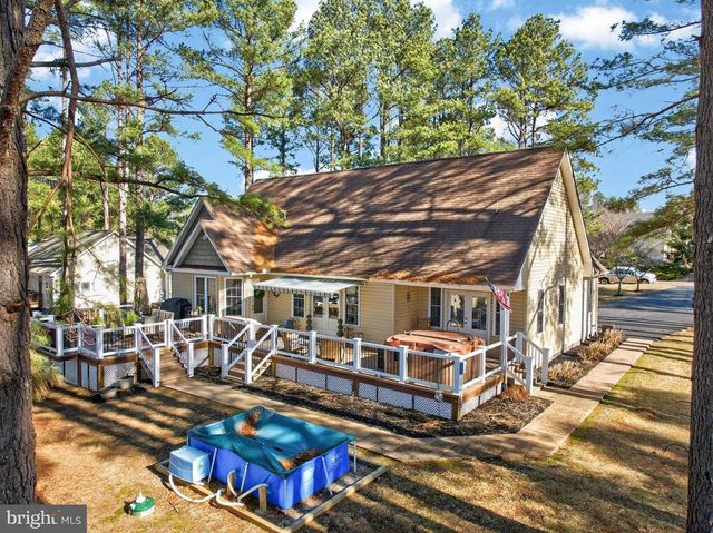 117 WOODGER CIR, Louisa, VA 23093