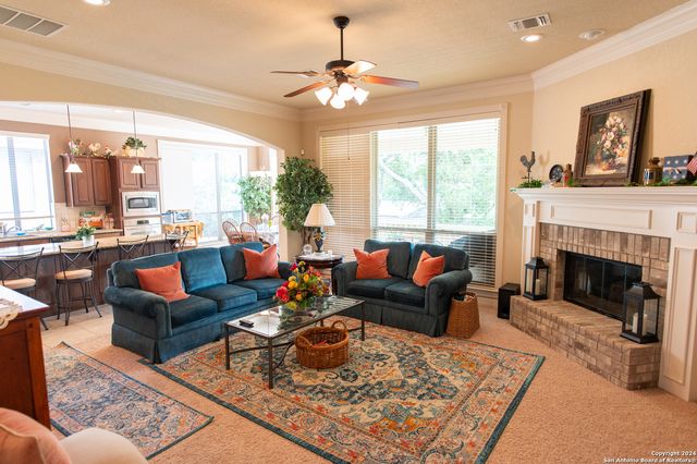 21706 Chaucer Hill, San Antonio, TX 78256