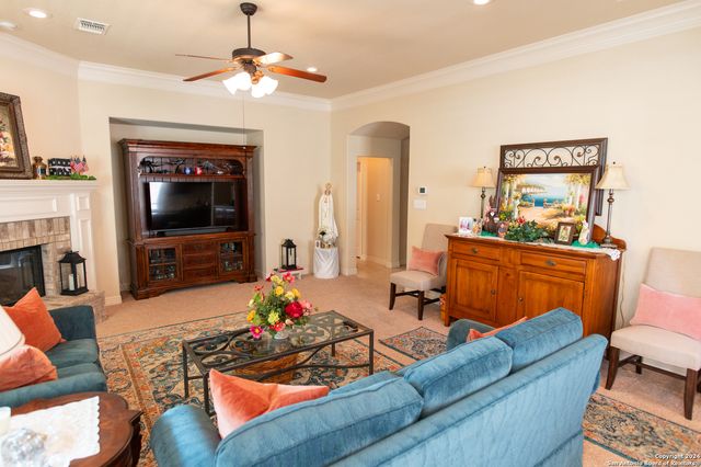 21706 Chaucer Hill, San Antonio, TX 78256