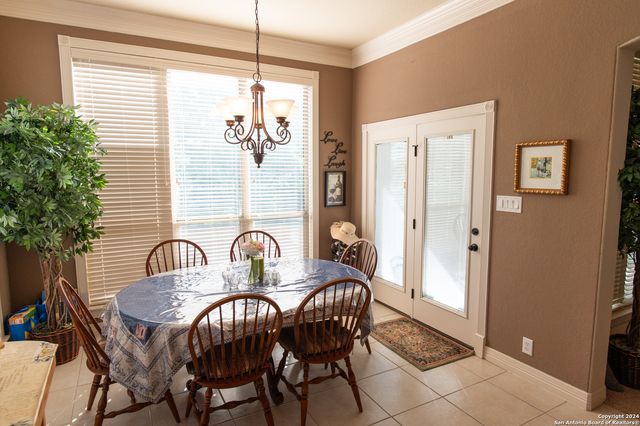 21706 Chaucer Hill, San Antonio, TX 78256