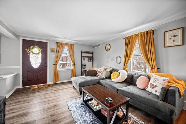 200 Wayne Street, Baden, PA 15005