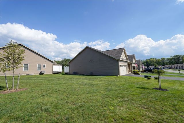 111 Golden Oaks Way, Gates, NY 14624