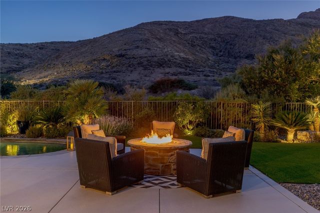 2939 Red Arrow Drive, Las Vegas, NV 89135