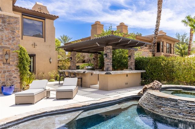 2939 Red Arrow Drive, Las Vegas, NV 89135