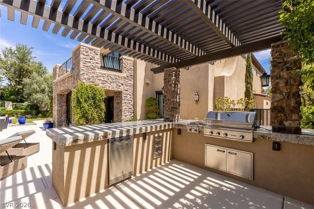 2939 Red Arrow Drive, Las Vegas, NV 89135