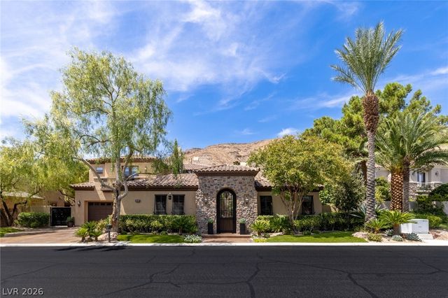 2939 Red Arrow Drive, Las Vegas, NV 89135