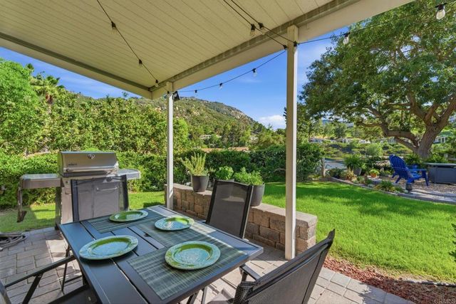 8975 Lawrence Welk Drive 285, Escondido, CA 92026
