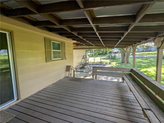 500 N 4th Street, Hiawatha, KS 66434