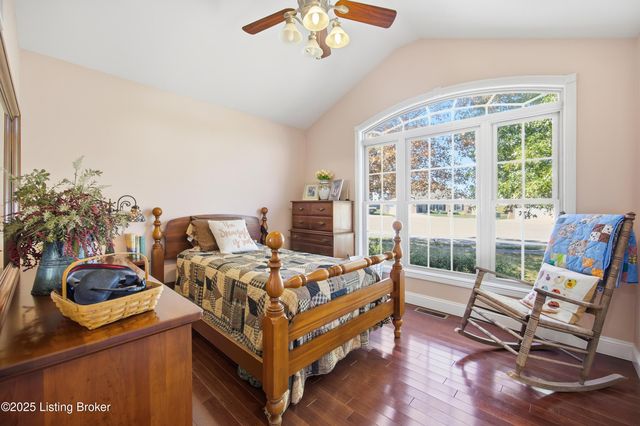 5109 Pebble Beach Ct, Lawrenceburg, KY 40342