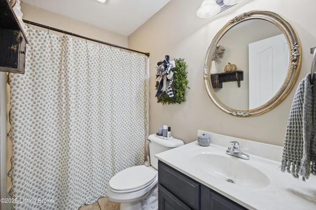 5109 Pebble Beach Ct, Lawrenceburg, KY 40342