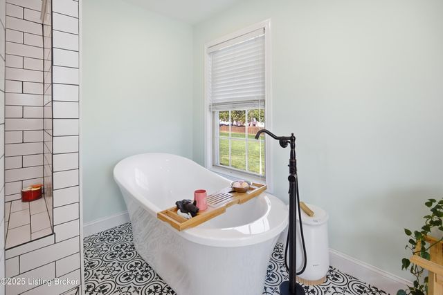 5109 Pebble Beach Ct, Lawrenceburg, KY 40342