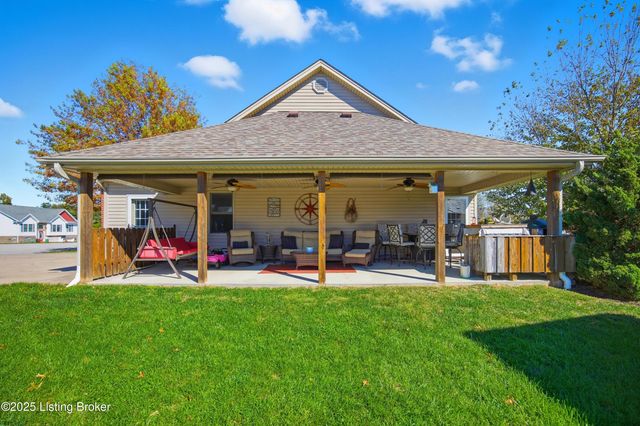 5109 Pebble Beach Ct, Lawrenceburg, KY 40342