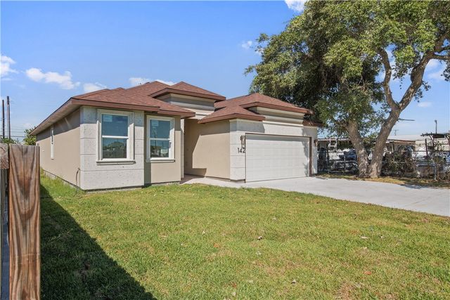 142 S 11th St, Aransas Pass, TX 78336