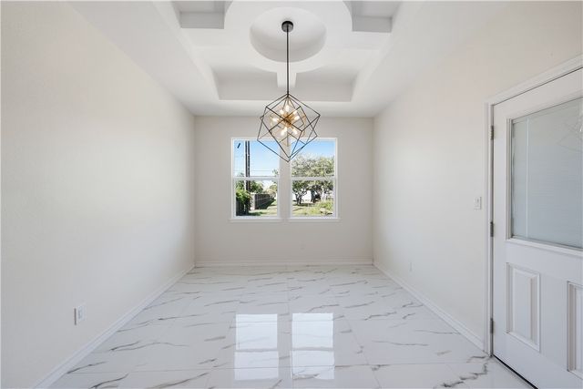 142 S 11th St, Aransas Pass, TX 78336