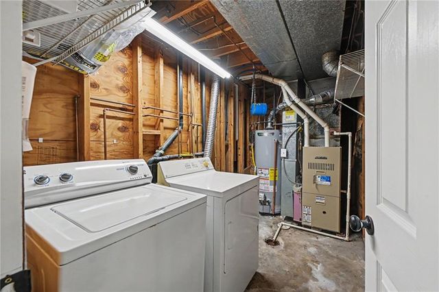 12809 S RAINTREE Drive, Olathe, KS 66062
