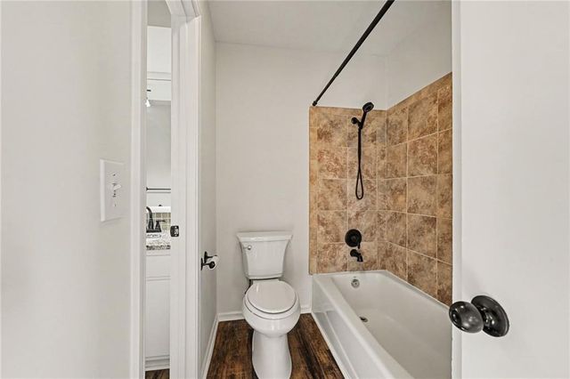 12809 S RAINTREE Drive, Olathe, KS 66062