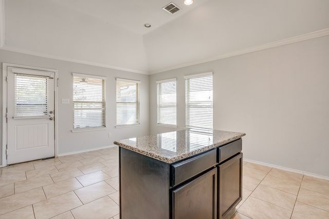 377 Coral Vine Lane, Burleson, TX 76028